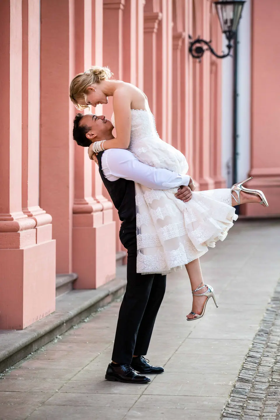 Hochzeitsfotograf für das Standesamt Wiesbaden im Schloss Biebrich